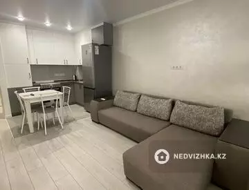 2-комнатная квартира, этаж 2 из 17, 62 м²