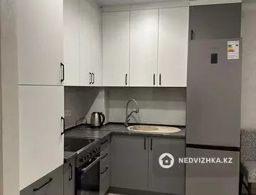 2-комнатная квартира, этаж 2 из 17, 62 м²