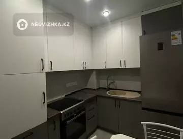 2-комнатная квартира, этаж 2 из 17, 62 м²