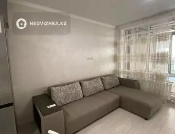 2-комнатная квартира, этаж 2 из 17, 62 м²