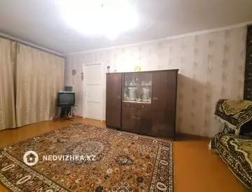 2-комнатная квартира, этаж 1 из 4, 43 м²