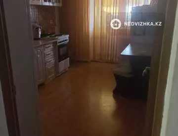 1-комнатная квартира, этаж 3 из 5, 35 м²