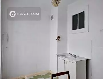 3-комнатная квартира, этаж 4 из 4, 65 м²