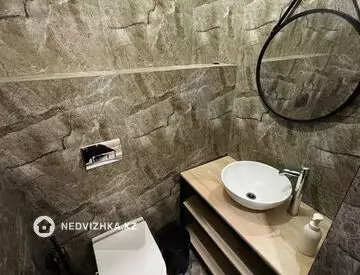 3-комнатная квартира, этаж 7 из 10, 70 м²
