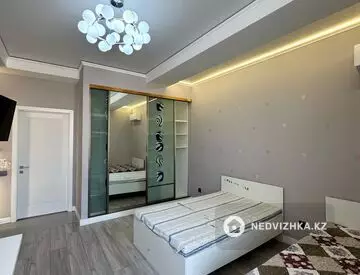 2-комнатная квартира, этаж 2 из 3, 75 м², на длительный срок