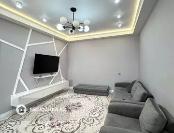 2-комнатная квартира, этаж 2 из 3, 75 м², на длительный срок