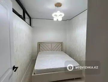 2-комнатная квартира, этаж 4 из 13, 45 м²