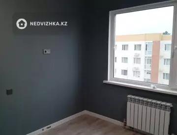 1-комнатная квартира, этаж 9 из 9, 40 м²