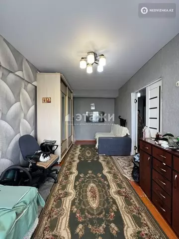 1-комнатная квартира, этаж 4 из 4, 33 м²