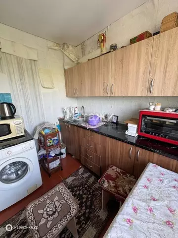 1-комнатная квартира, этаж 4 из 4, 33 м²