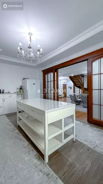 280 м², 7-комнатная квартира, этаж 13 из 13, 280 м², изображение - 5