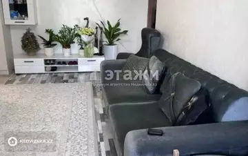 3-комнатная квартира, этаж 4 из 5, 65 м²