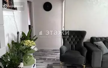 3-комнатная квартира, этаж 4 из 5, 65 м²