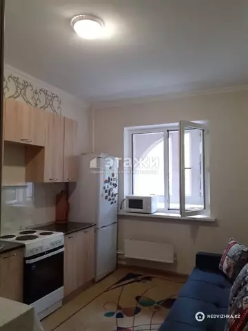 1-комнатная квартира, этаж 4 из 5, 36 м²