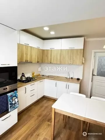2-комнатная квартира, этаж 2 из 5, 70 м²