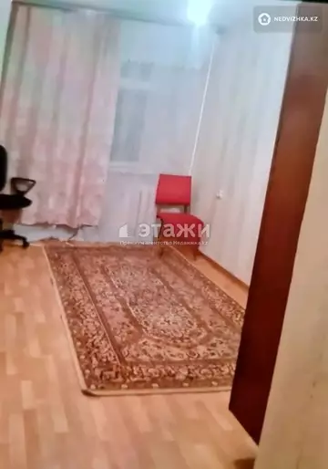 2-комнатная квартира, этаж 3 из 4, 42 м²