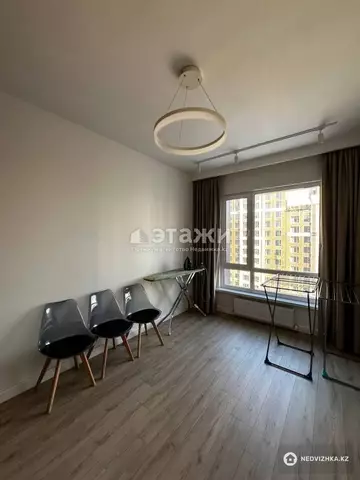 4-комнатная квартира, этаж 10 из 12, 100 м²