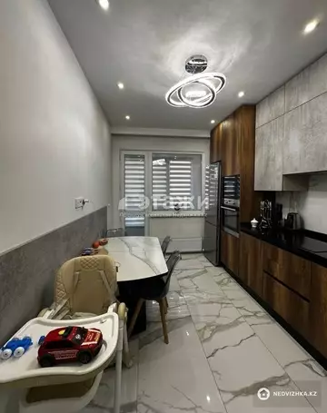 100 м², 4-комнатная квартира, этаж 10 из 12, 100 м², изображение - 8
