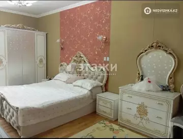 3-комнатная квартира, этаж 9 из 20, 138 м²