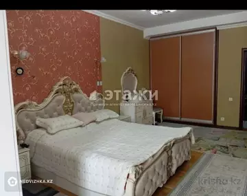 3-комнатная квартира, этаж 9 из 20, 138 м²