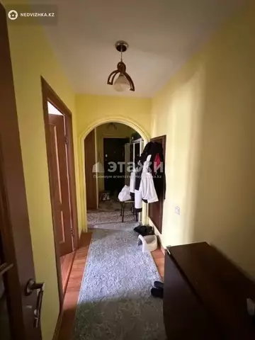 60 м², 3-комнатная квартира, этаж 4 из 5, 60 м², изображение - 4