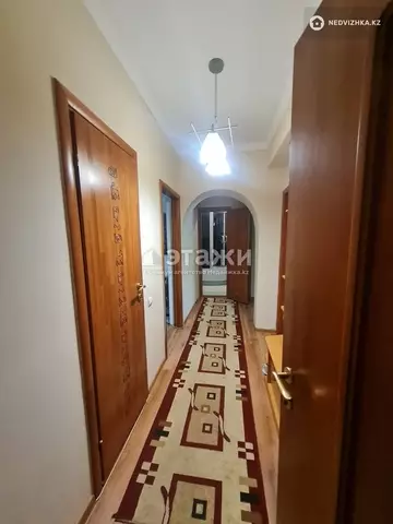 3-комнатная квартира, этаж 1 из 5, 71 м²