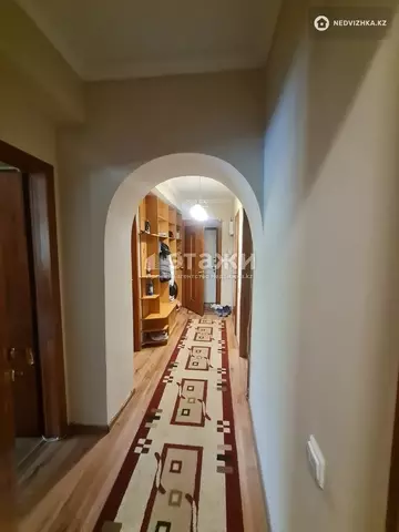 3-комнатная квартира, этаж 1 из 5, 71 м²