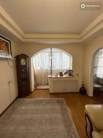 3-комнатная квартира, этаж 5 из 5, 64 м²