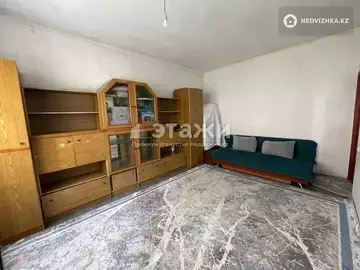 1-комнатная квартира, этаж 3 из 5, 42 м²