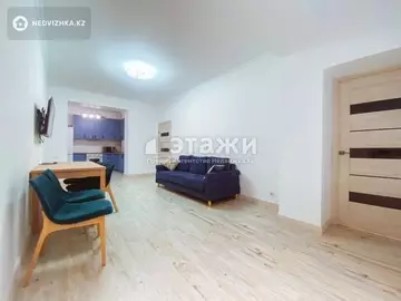 4-комнатная квартира, этаж 12 из 13, 102 м², на длительный срок