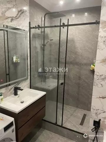 2-комнатная квартира, этаж 6 из 21, 85 м², на длительный срок