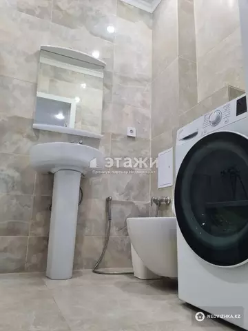 4-комнатная квартира, этаж 10 из 12, 110 м²