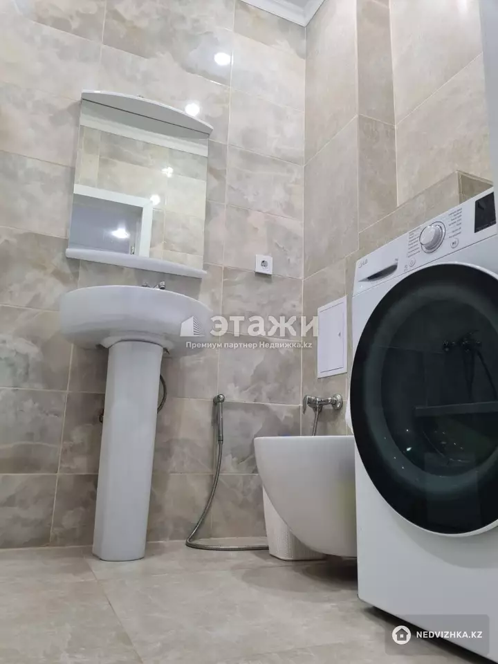 110 м², 4-комнатная квартира, этаж 10 из 12, 110 м², изображение - 1