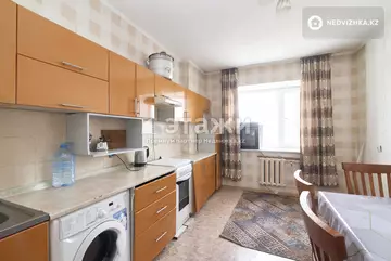 2-комнатная квартира, этаж 6 из 10, 67 м²