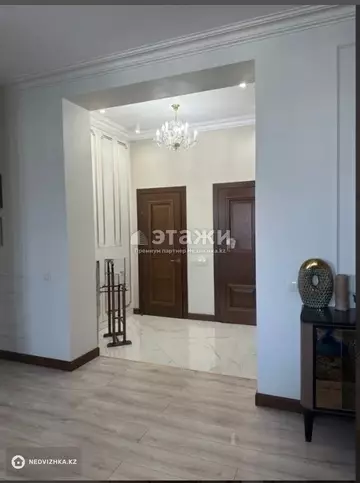 3-комнатная квартира, этаж 6 из 6, 123 м²