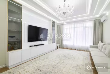 4-комнатная квартира, этаж 12 из 12, 160 м²