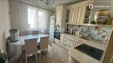 4-комнатная квартира, этаж 9 из 16, 102 м²