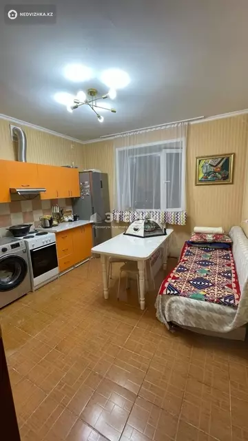 1-комнатная квартира, этаж 10 из 18, 36 м²