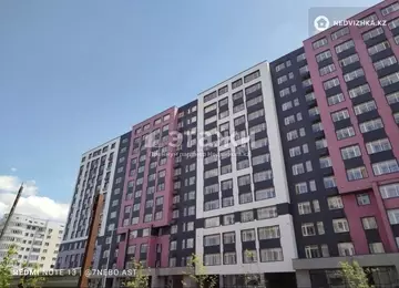 3-комнатная квартира, этаж 3 из 13, 110 м²