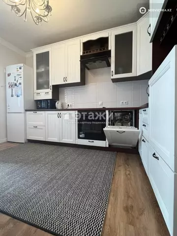 2-комнатная квартира, этаж 20 из 23, 70 м²