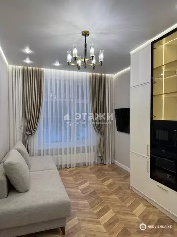 3-комнатная квартира, этаж 2 из 9, 64 м²
