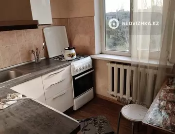 1-комнатная квартира, этаж 5 из 5, 33 м², на длительный срок