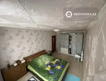 3-комнатная квартира, этаж 3 из 5, 62 м²