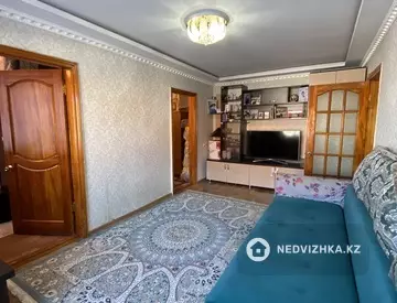 4-комнатная квартира, этаж 1 из 5, 61 м²