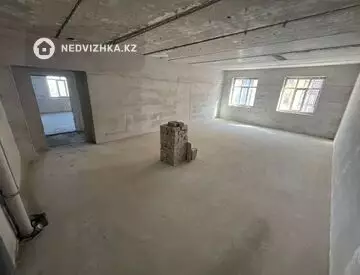2-комнатная квартира, этаж 2 из 5, 55 м²