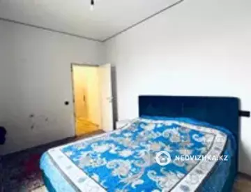 3-комнатная квартира, этаж 8 из 12, 87 м²