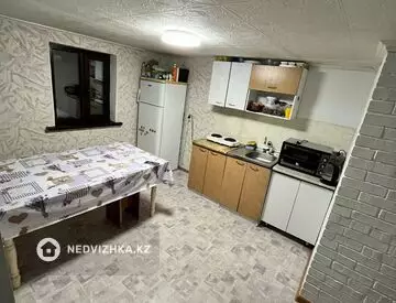 2-комнатная дача, 8 соток, 48 м²