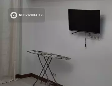 3-комнатная квартира, этаж 9 из 9, 70 м²