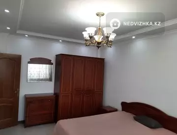 3-комнатная квартира, этаж 9 из 9, 70 м²