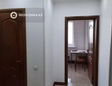 3-комнатная квартира, этаж 9 из 9, 70 м²